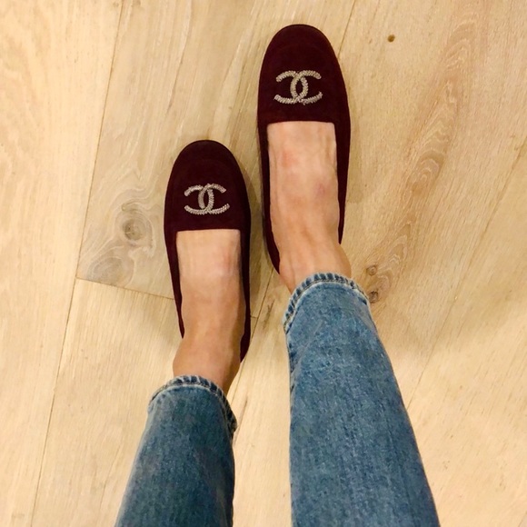 CHANEL Shoes - NEW IN BOX Chanel CC Logo Loafer